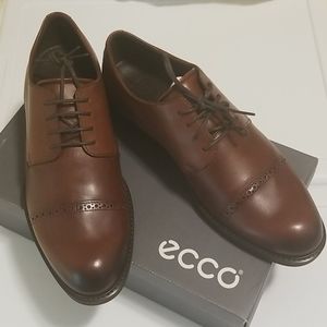 NEW Ecco Vitrus III Captoe Oxford Brown NEW IN BOX